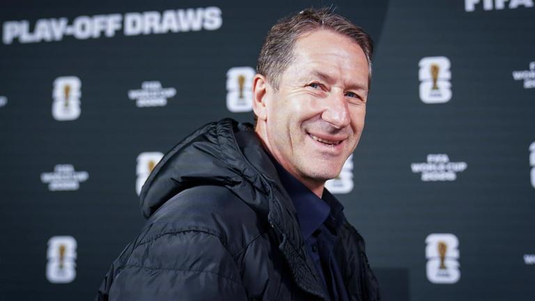 Fussball: FIFA WM-Qualifikation Europa 2025/26 Playoff-Auslosung Home of FIFA Z&cedil;rich, Schweiz: Franco Foda Trainer Kosovo Z&cedil;rich Kanton Z&cedil;rich Schweiz *** Soccer FIFA World Cup Qualification Europe 2025 26 Playoff Draw Home of FIFA Zurich, Switzerland Franco Foda Coach Kosovo Zurich Canton Zurich Switzerland Copyright: xJOERANxSTEINSIEKx